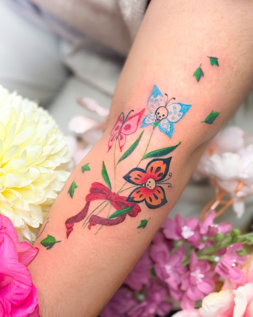 Tatouage Indochine réalisé par Erika, Phanpy Ink, Villefranche-sur-Saône
