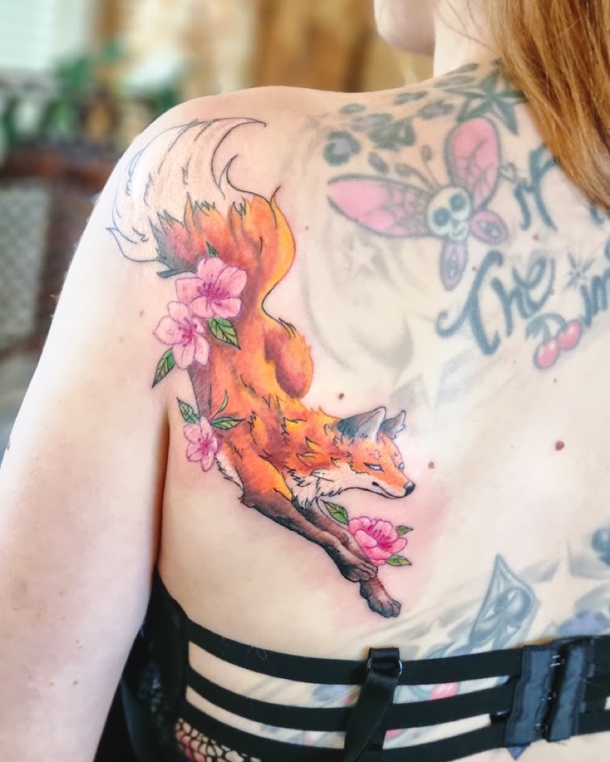 Tatouage renard en couleur par Erika, Phanpy Ink